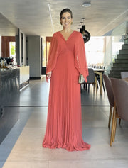 Vestido Plissado Manga Longa
